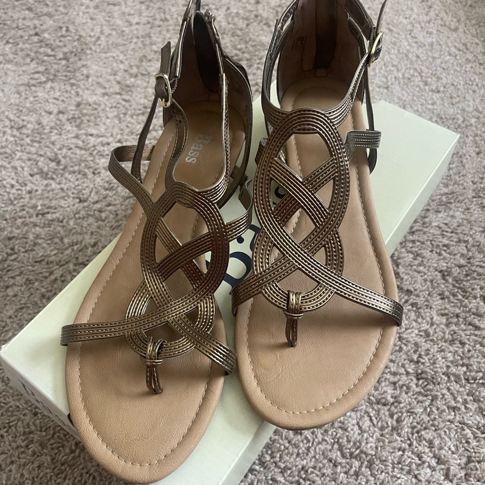 Bass Bronze sandals